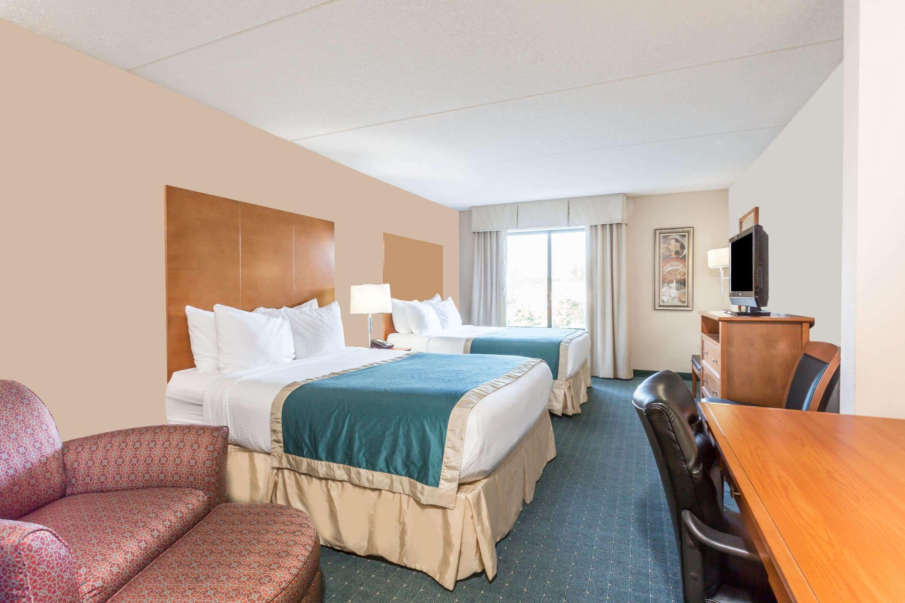 Wingate By Wyndham Richmond Short Pump Hotell Exteriör bild