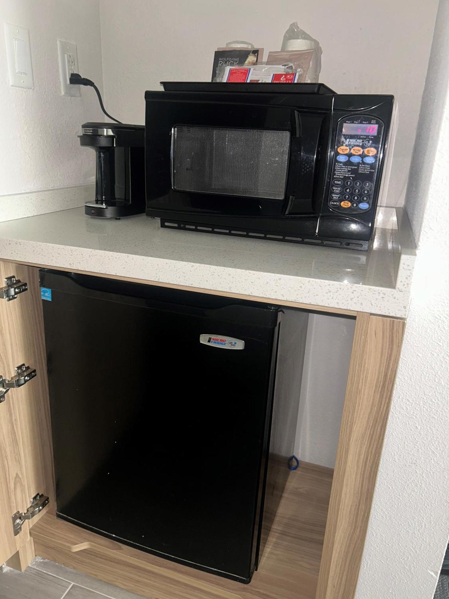Wingate By Wyndham Richmond Short Pump Hotell Exteriör bild