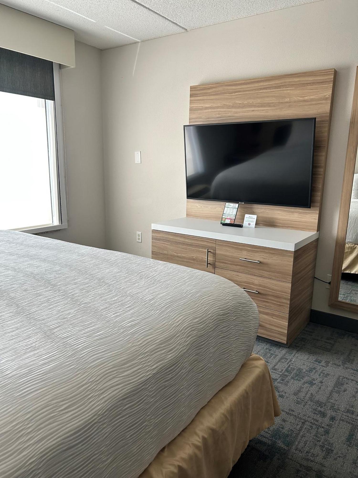 Wingate By Wyndham Richmond Short Pump Hotell Exteriör bild